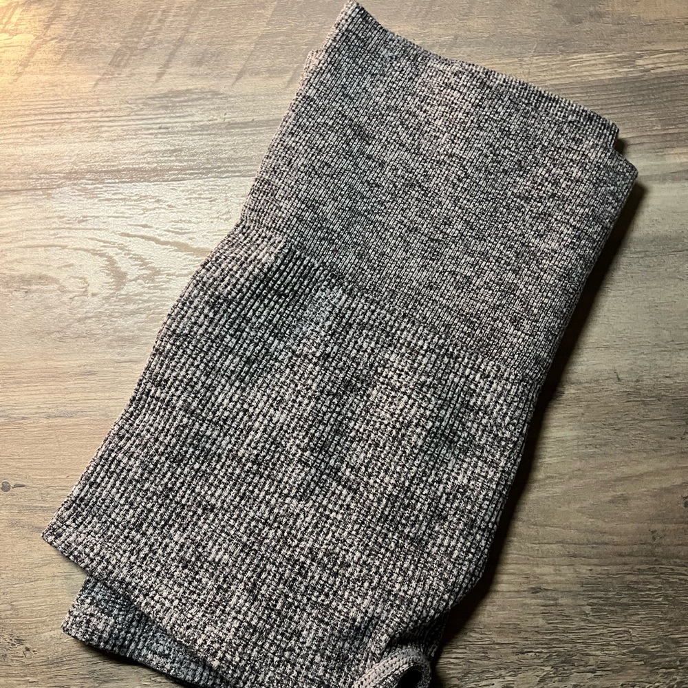 Short - Picture 3 of 4